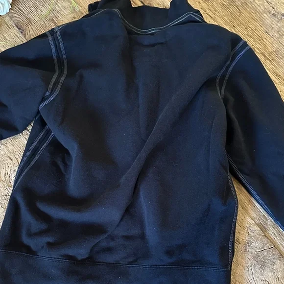 Guess Black Graphic Jacket.        F - Picture 9 of 9